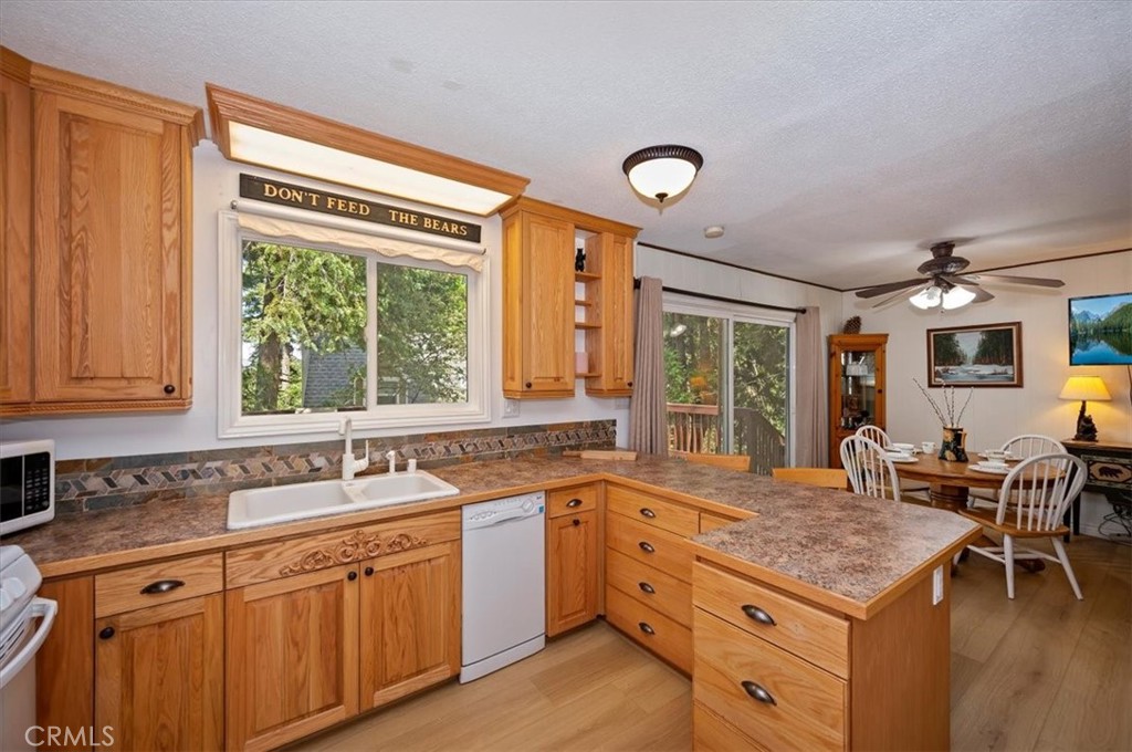 515 View Property Photo 8
