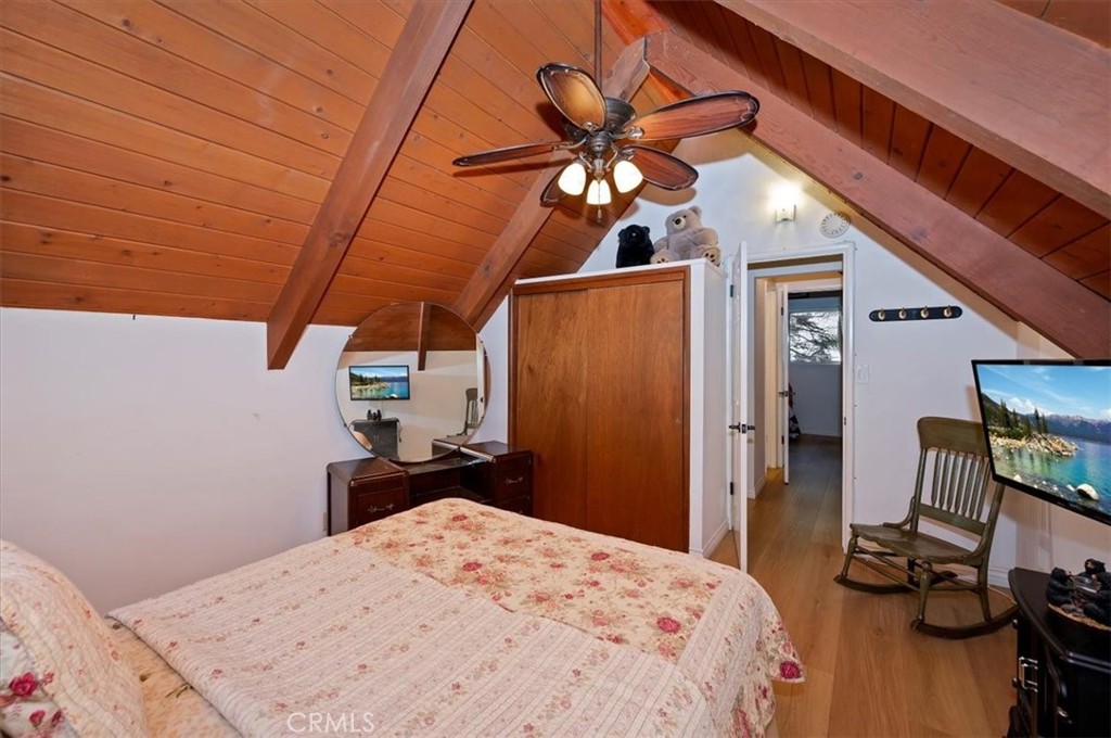 515 View Property Photo 13