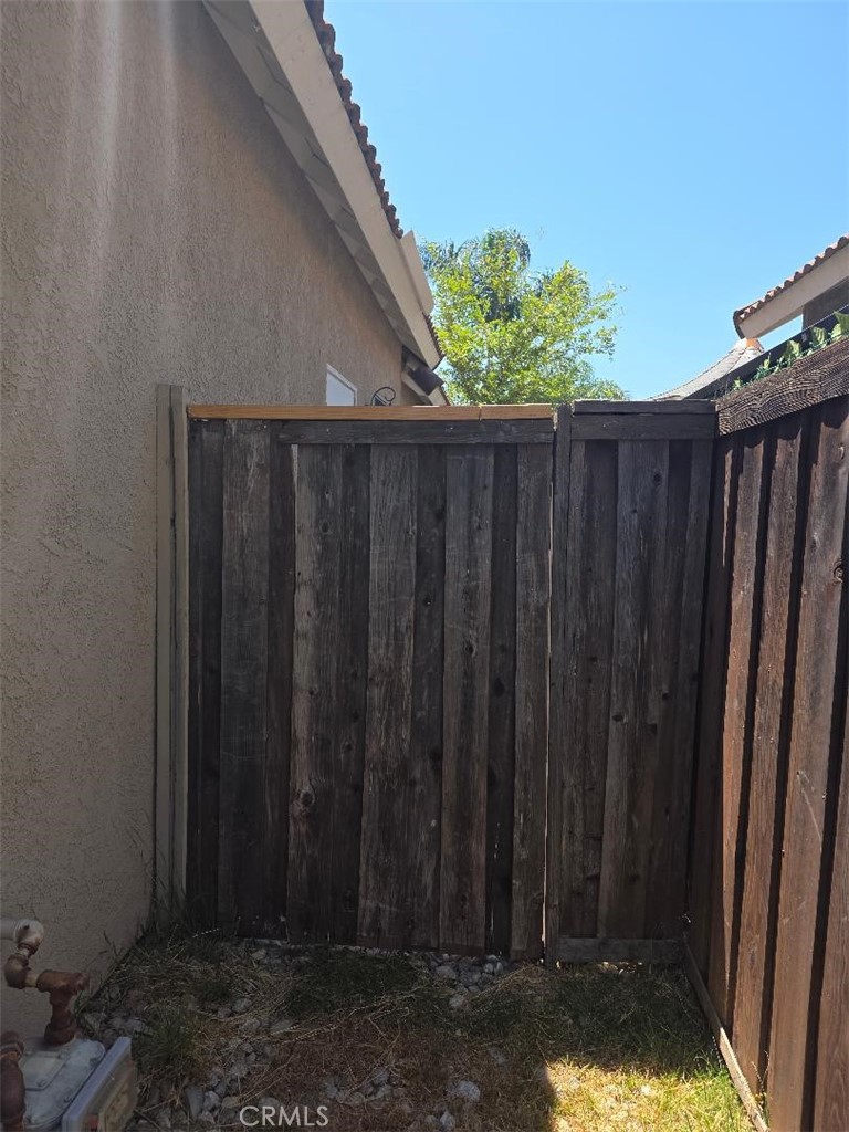 9793 Caldaro Property Photo 34