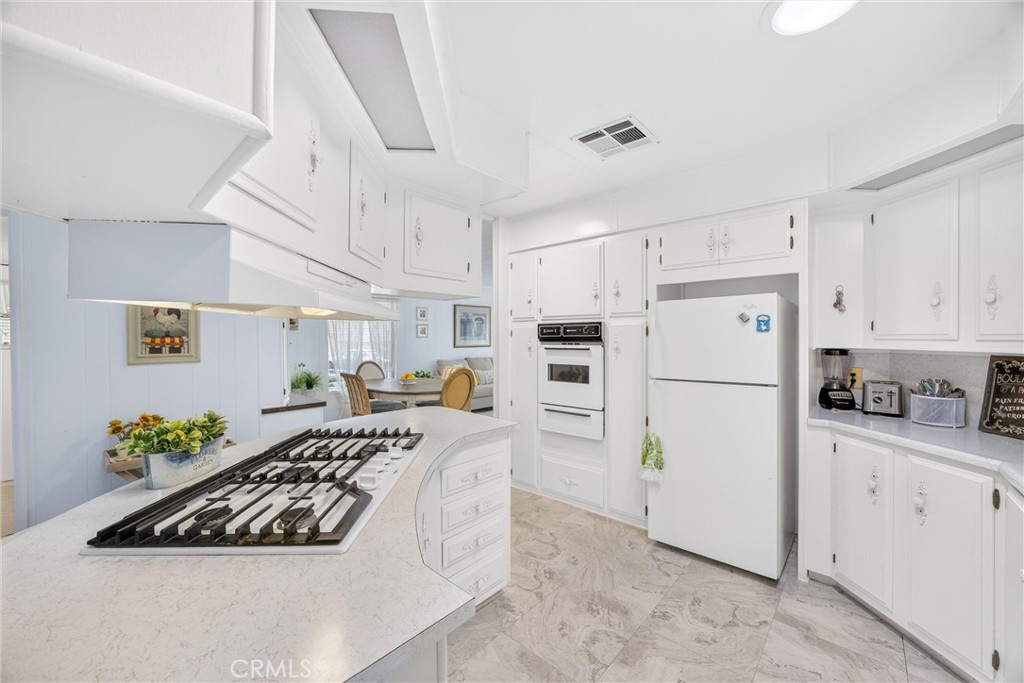 24414 University #155 Avenue 155 Property Photo 13