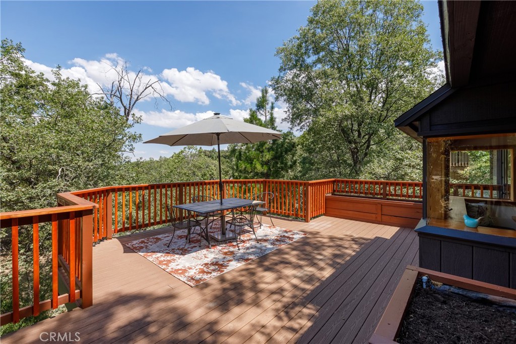 1384 Golden Rule Property Photo 39