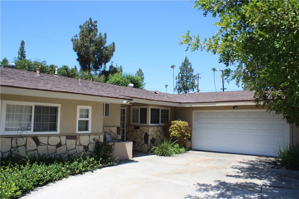 3748 Skylark Dr Property Photo 1