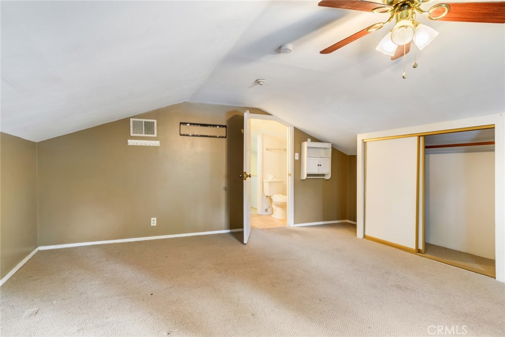 624 S Victoria Property Photo 17