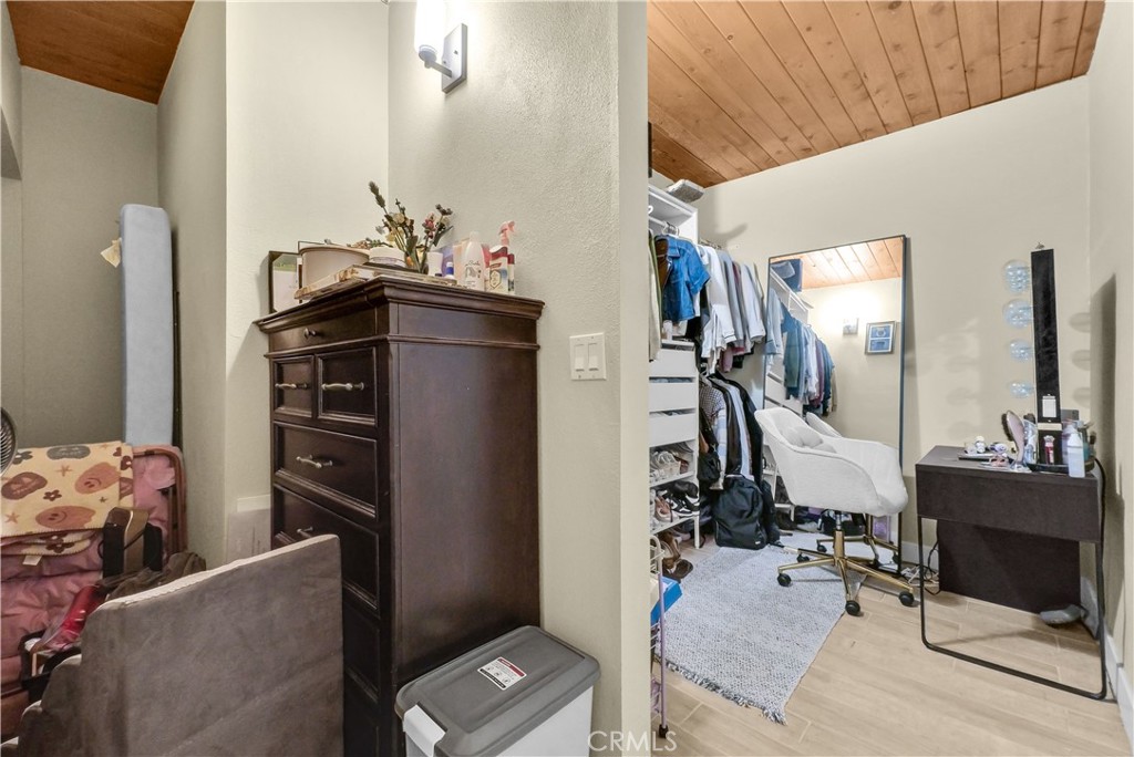 4242 Eileen Property Photo 22