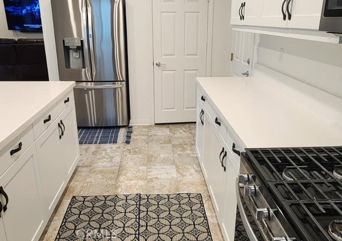 21288 Telegraph Property Photo 8