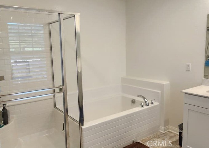 21288 Telegraph Property Photo 16