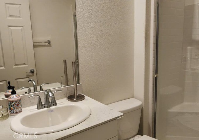 21288 Telegraph Property Photo 25