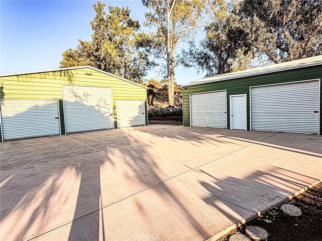 24720 Quail Run Property Photo 3