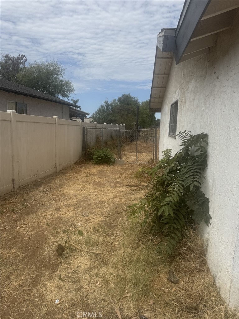 6241 Baker Property Photo 3