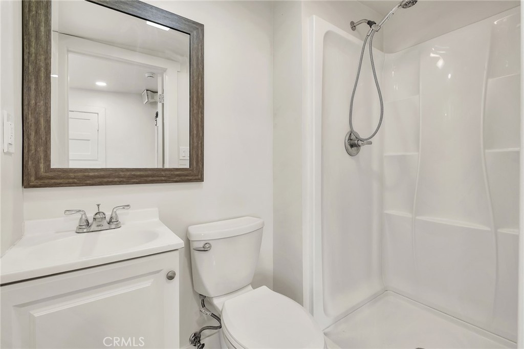 809 E Colton Property Photo 15