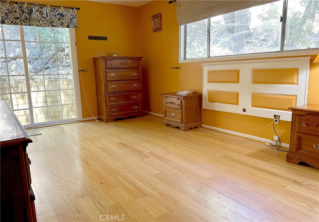 468 Zermatt Property Photo 17