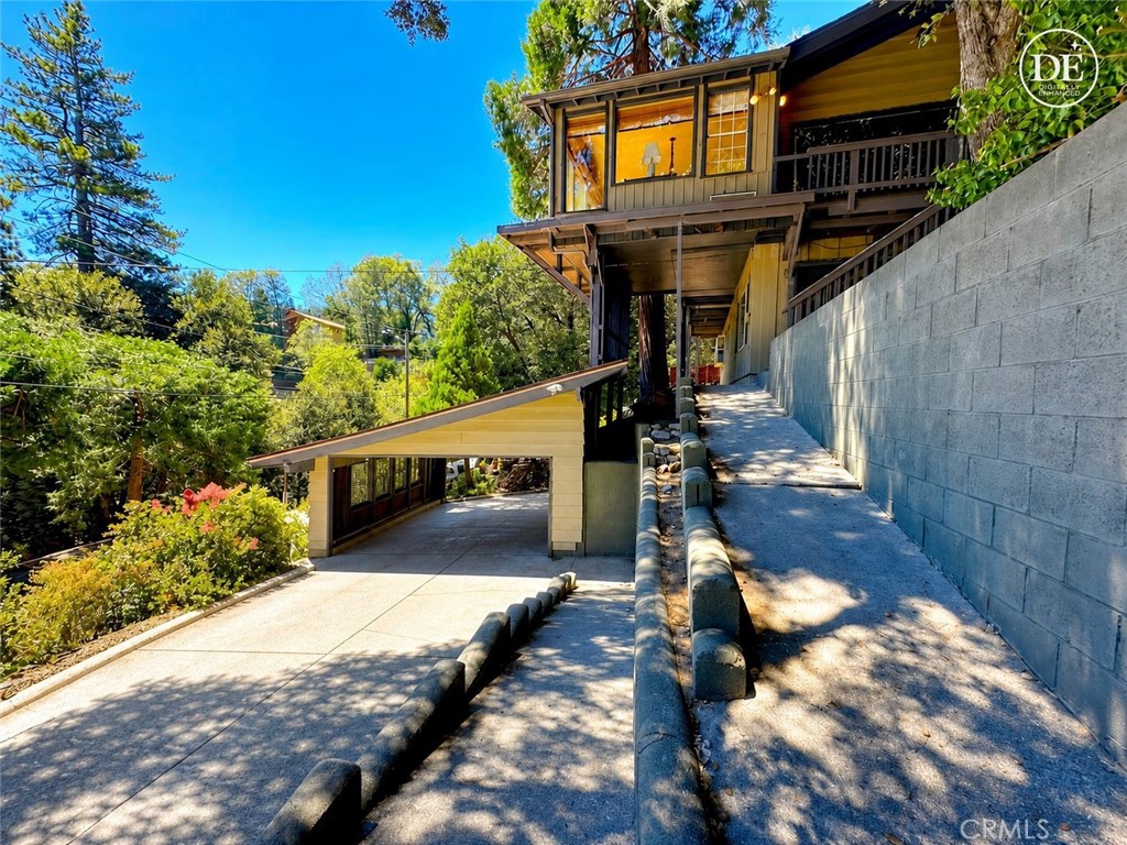 468 Zermatt Property Photo 34