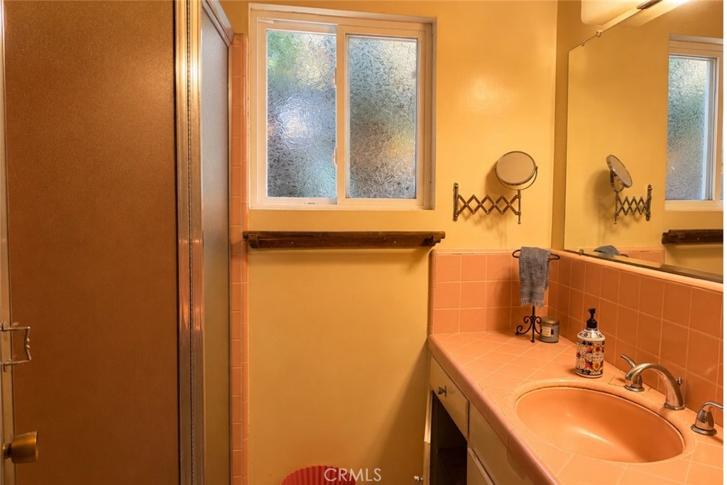 24687 San Moritz Property Photo 17