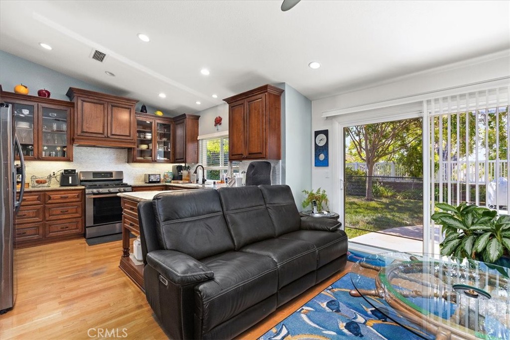 17390 Golden Maple Property Photo 15