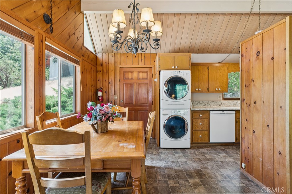 27376 Alpen Property Photo 20