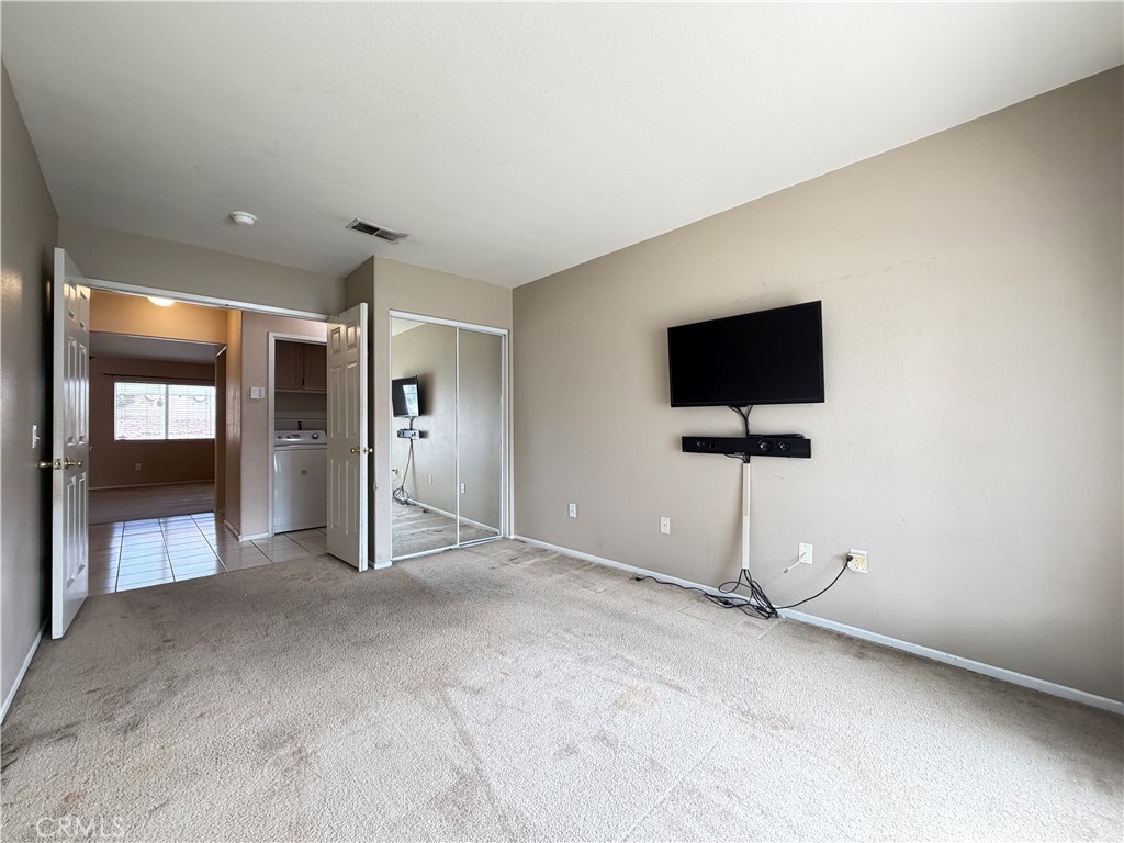 45120 Desert Fox Drive Property Photo 19