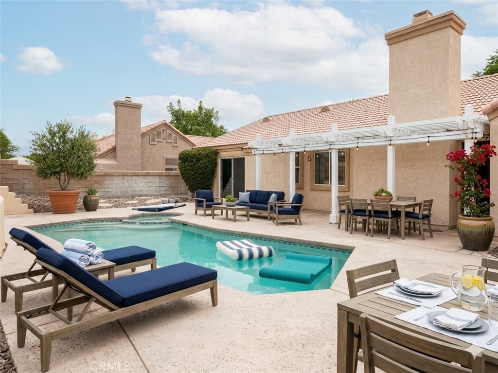 45120 Desert Fox Drive Property Photo 20