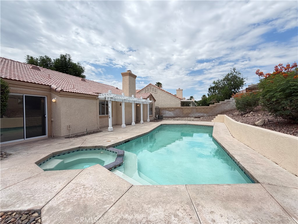 45120 Desert Fox Drive Property Photo 24