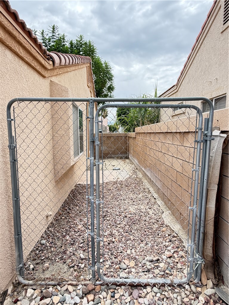 45120 Desert Fox Drive Property Photo 26