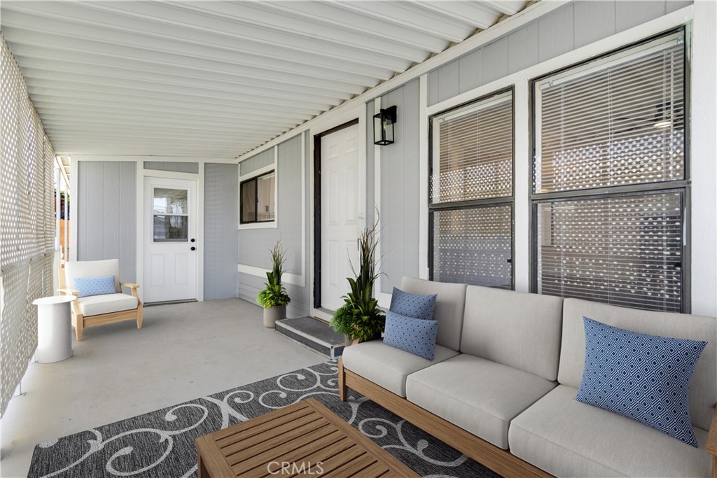 950 California 100 Property Photo 2
