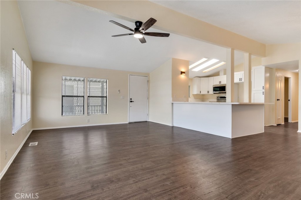 950 California 100 Property Photo 6