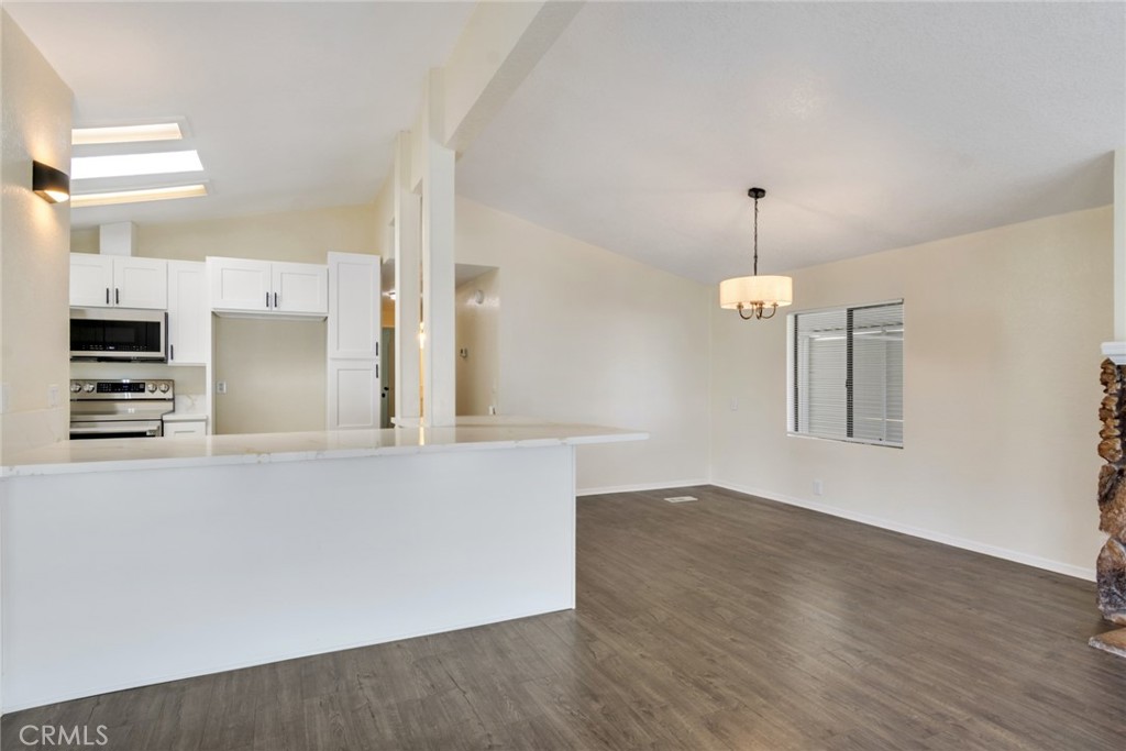 950 California 100 Property Photo 7