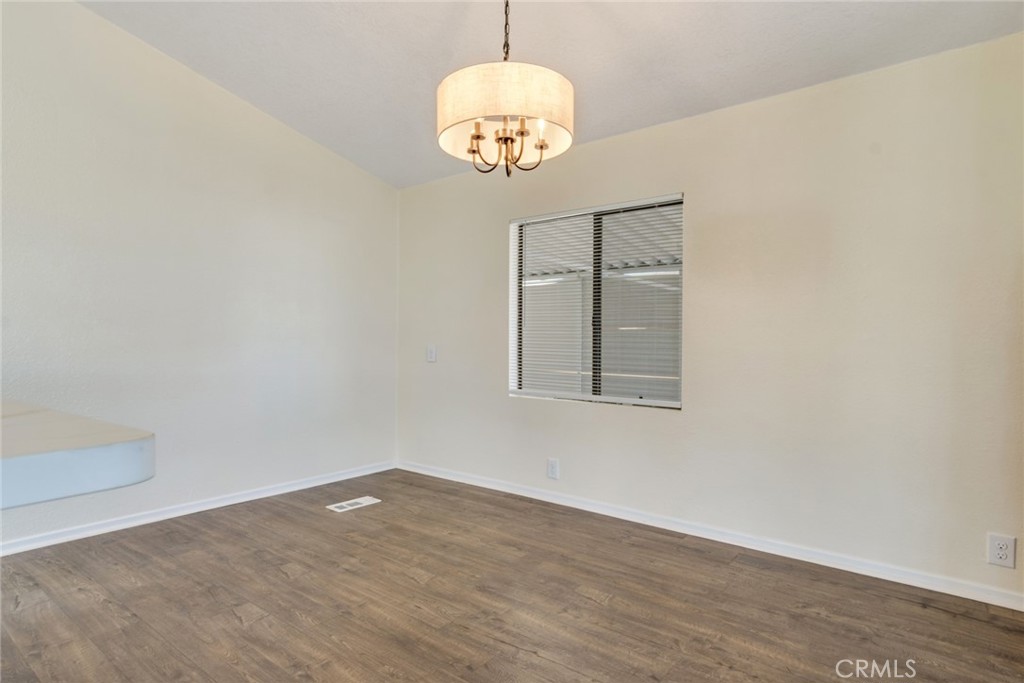 950 California 100 Property Photo 16