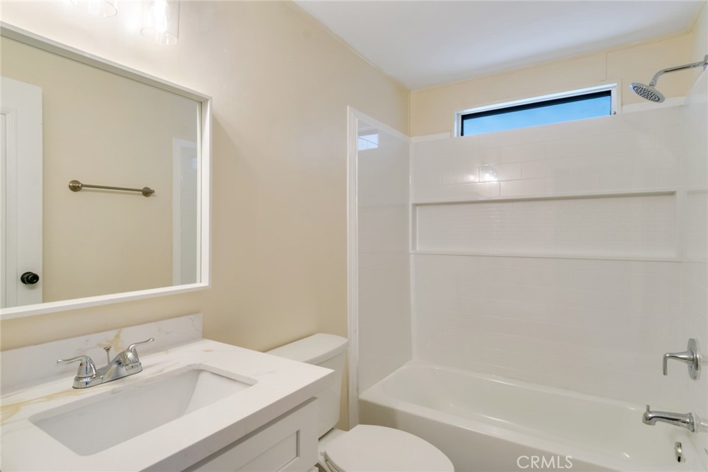 950 California 100 Property Photo 25