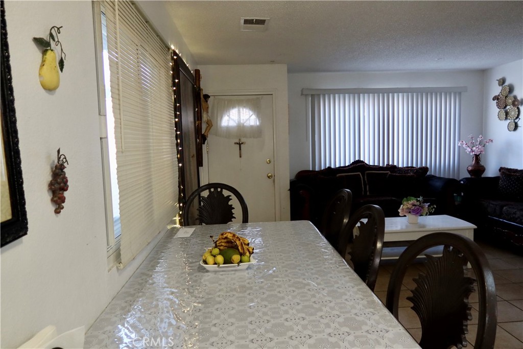 329 E Belmont Property Photo 9