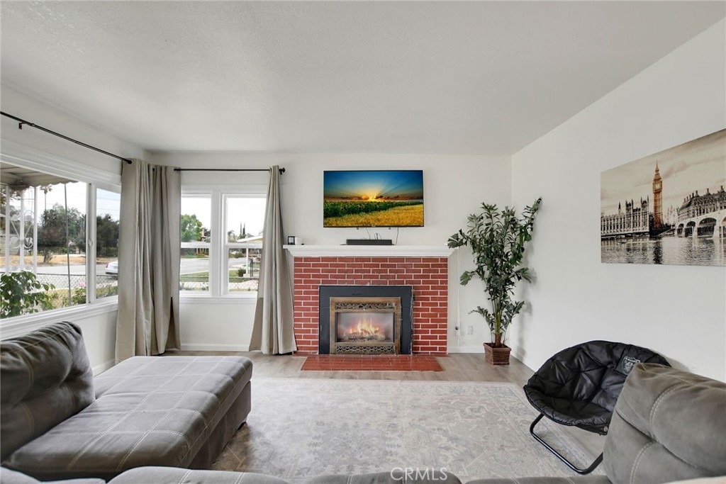 1245 Judson Property Photo 8