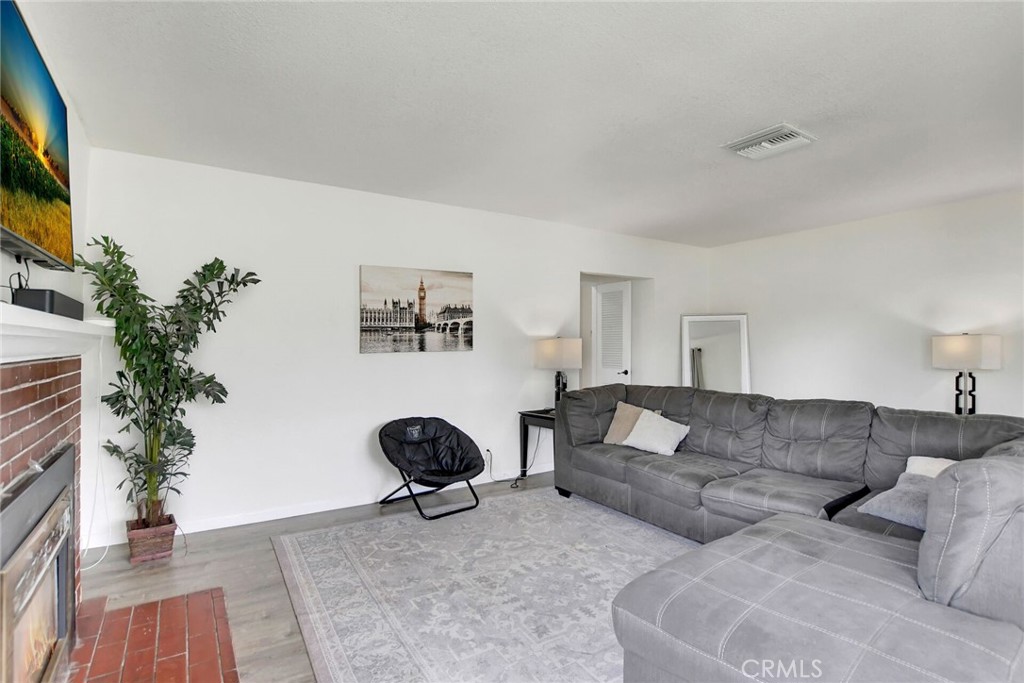 1245 Judson Property Photo 10