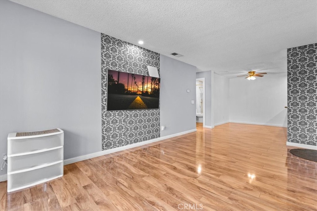 12437 Bay Hill Court Property Photo 6