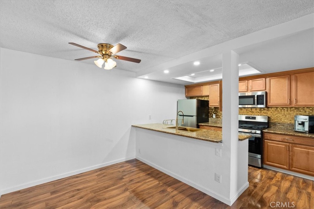 12437 Bay Hill Court Property Photo 8