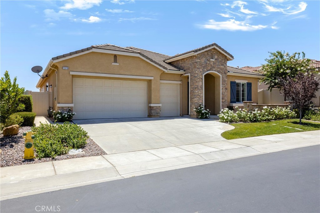 1519 Coronado Property Photo 3