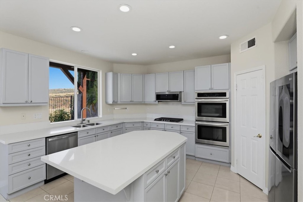 4469 Driving Range Property Photo 14