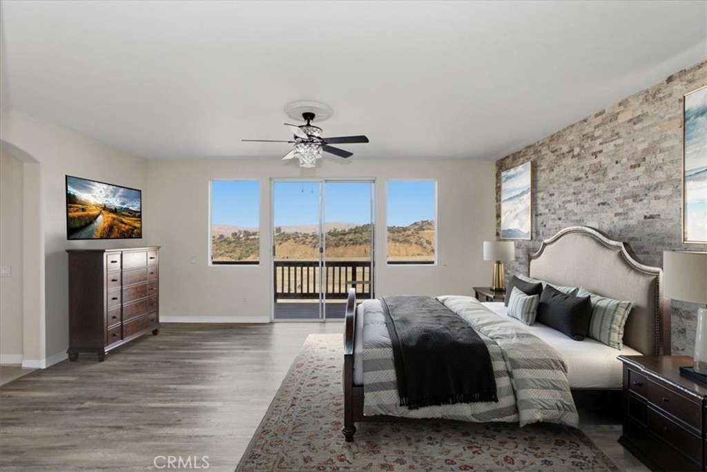 4469 Driving Range Property Photo 31