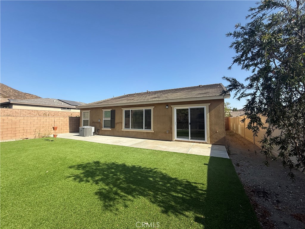 28230 Schola Property Photo 11