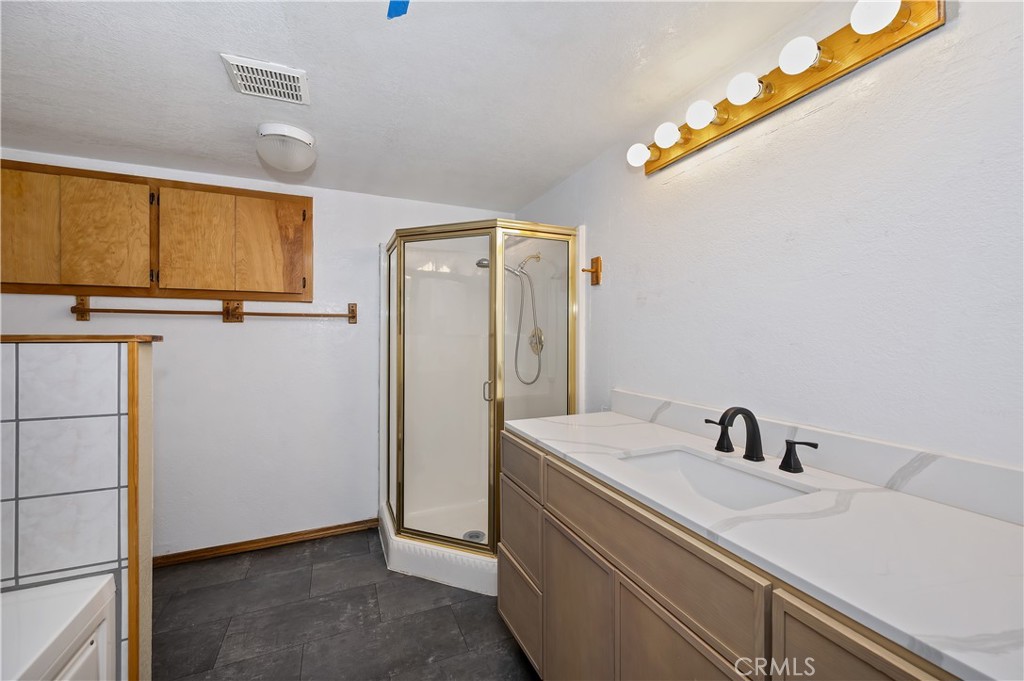 28673 Manitoba Property Photo 32