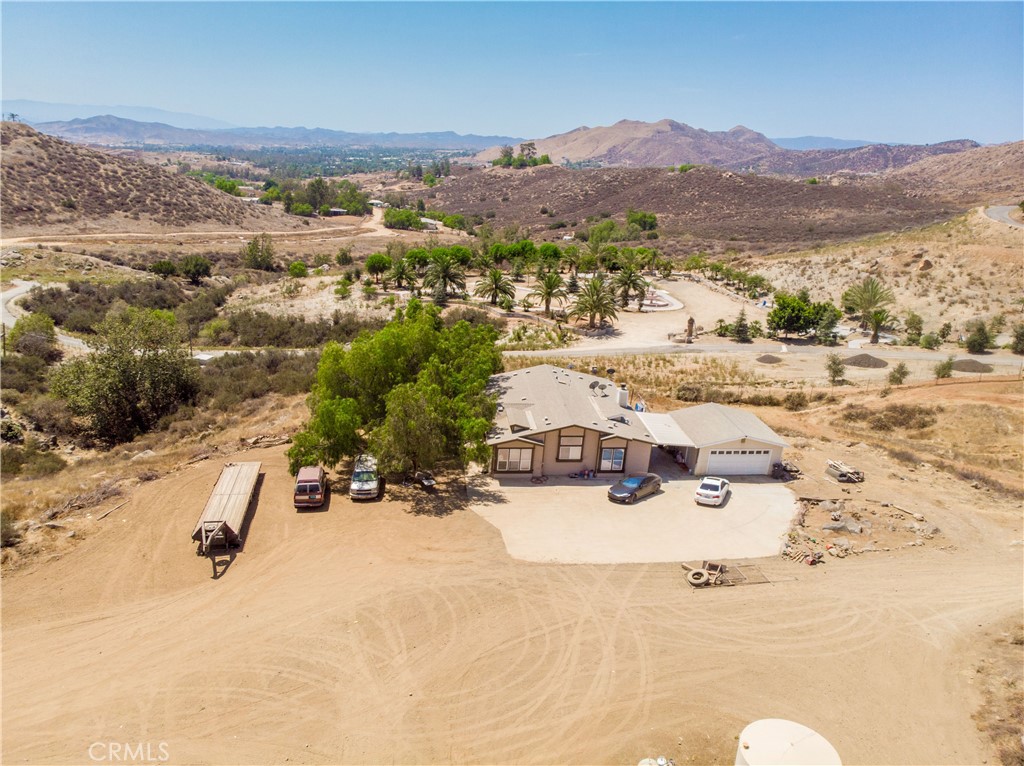 22125 Post Road Property Photo 16