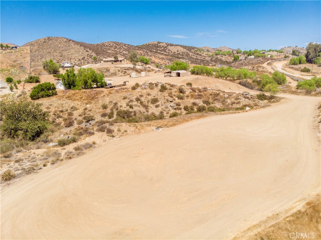 22125 Post Road Property Photo 25