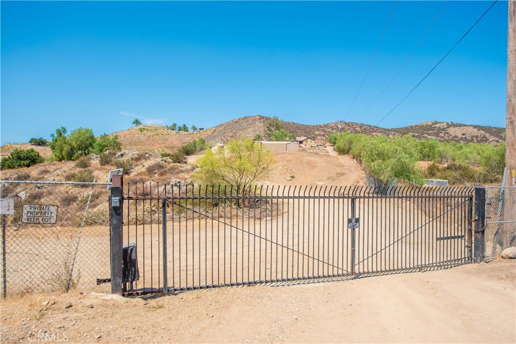 22125 Post Road Property Photo 29
