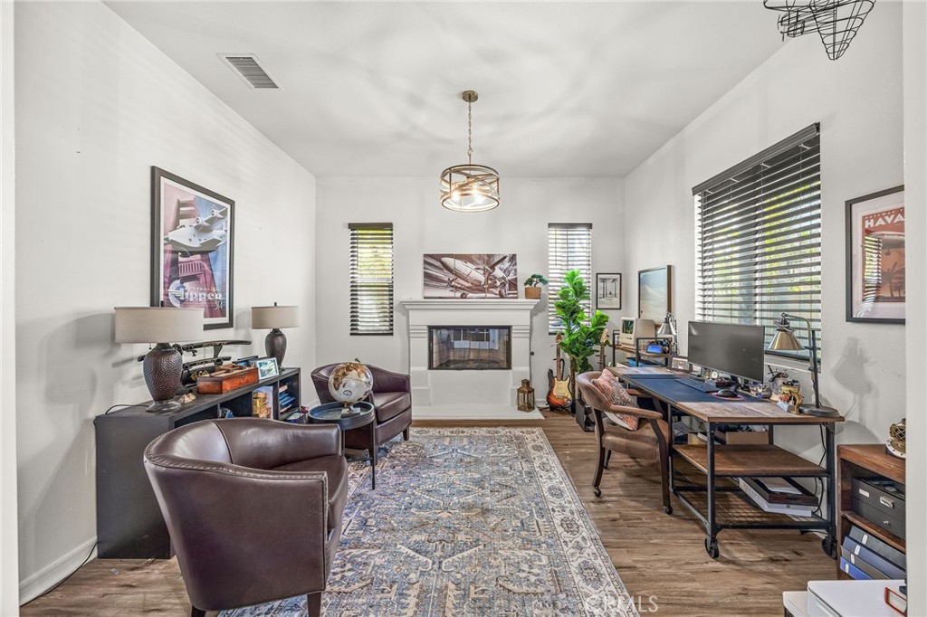 8394 Renwick Property Photo 8