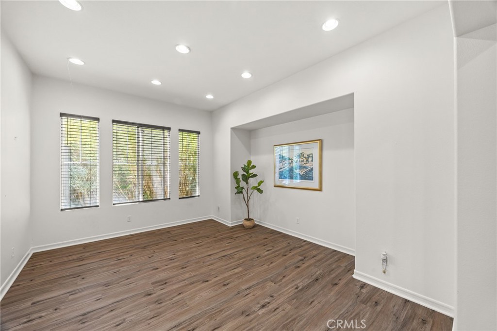 8394 Renwick Property Photo 11