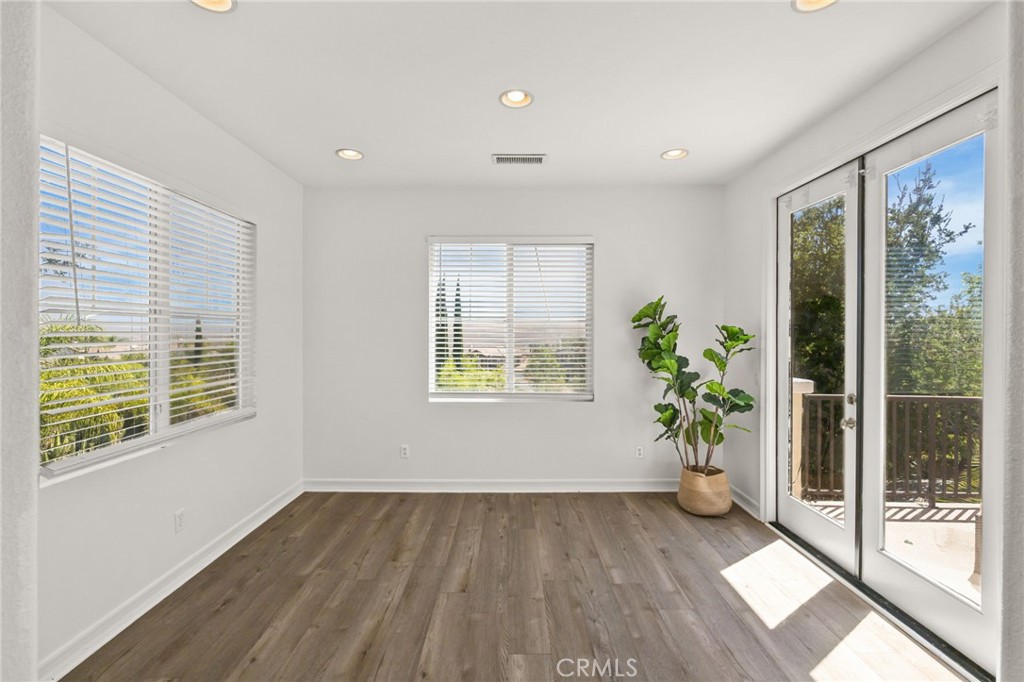 8394 Renwick Property Photo 38