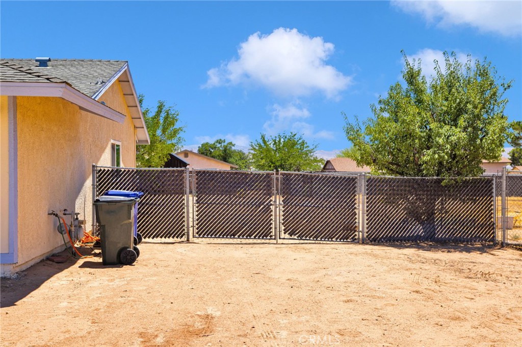 22779 El Centro Property Photo 2