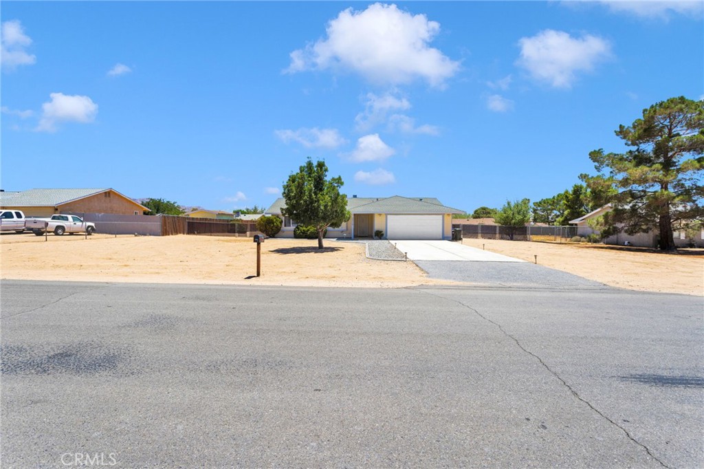 22779 El Centro Property Photo 5