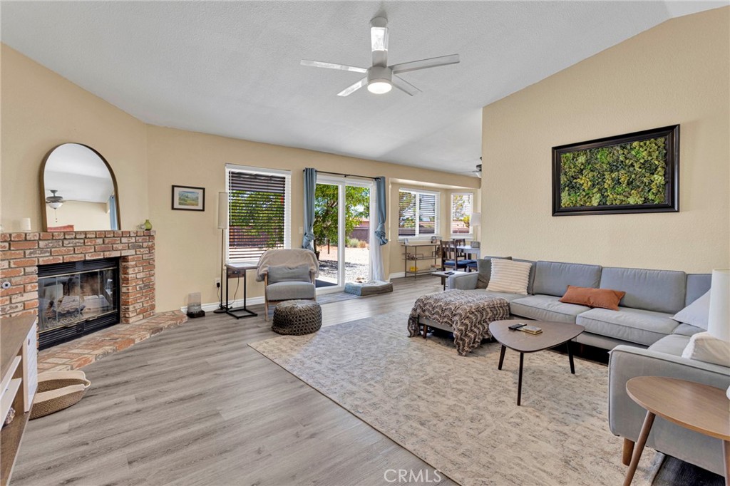 22779 El Centro Property Photo 10