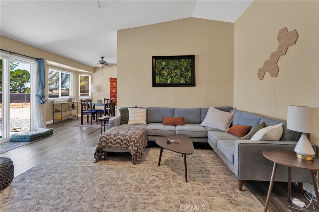 22779 El Centro Property Photo 11