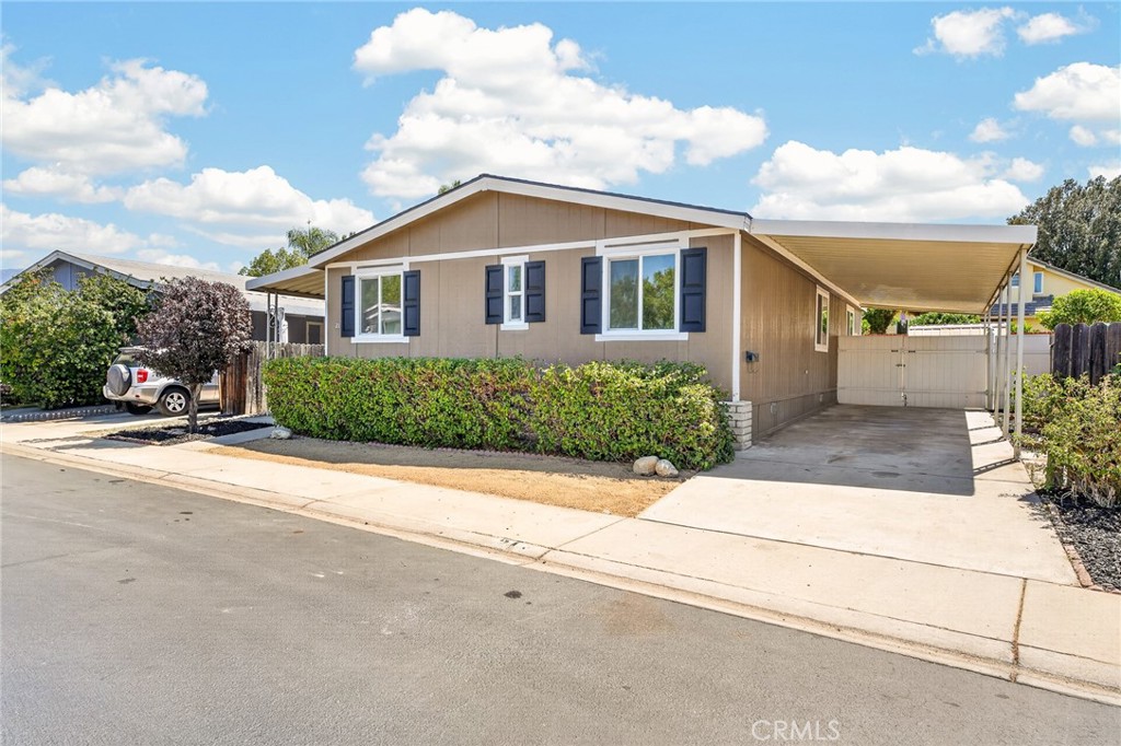 1721 E Colton 21 Property Photo 1