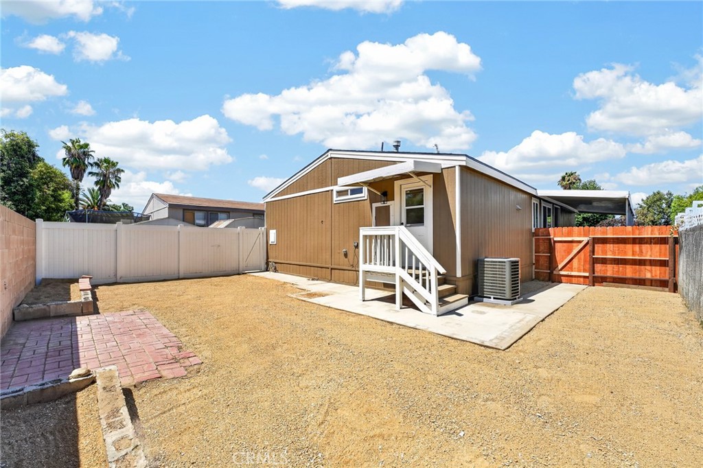 1721 E Colton 21 Property Photo 22